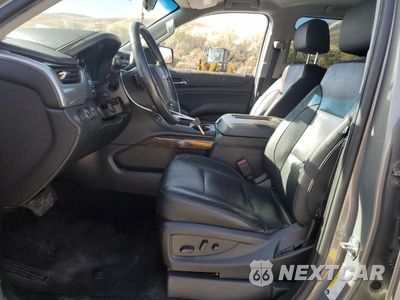 Zdjęcie 7 z 16 samochodu: 2018 CHEVROLET SUBURBAN K1500 LT VIN:1GNSKHKC6JR359172 - miniatura