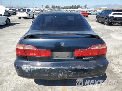 Zdjęcie 6 z 12 samochodu: 2000 HONDA ACCORD LX VIN:1HGCG6652YA042644 - miniatura