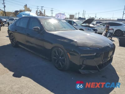 Czwarte zdjęcie samochodu z boku: 2023 BMW 760 XI VIN:WBA33EJ05PCN11130 - miniatura