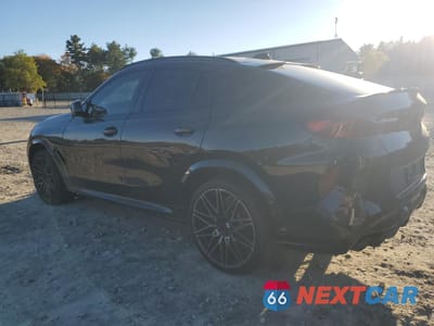 Drugie zdjęcie samochodu z przodu: 2020 BMW X6 M VIN:5YMCY0C02L9C65644 - miniatura