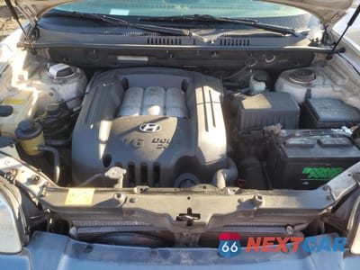 Zdjęcie 12 z 13 samochodu: 2004 HYUNDAI SANTA FE GLS VIN:KM8SC13D44U691192 - miniatura