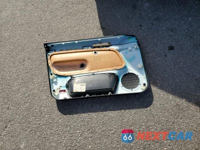 Zdjęcie 12 z 13 samochodu: 2003 VOLKSWAGEN GOLF GLS VIN:9BWGK61J834061201 - miniatura