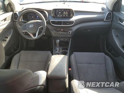 Zdjęcie 8 z 14 samochodu: 2020 HYUNDAI TUCSON SE VIN:KM8J23A45LU209339 - miniatura