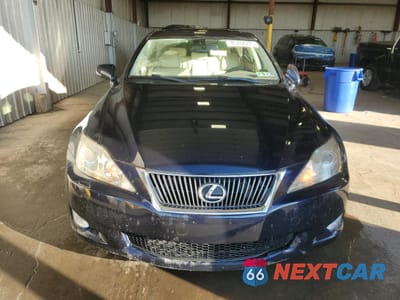 Piąte zdjęcie samochodu w środku: 2010 LEXUS IS 250 VIN:JTHCF5C21A5042265 - miniatura