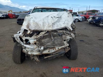 Piąte zdjęcie samochodu w środku: 2004 TOYOTA TUNDRA ACCESS CAB SR5 VIN:5TBRN34124S442626 - miniatura