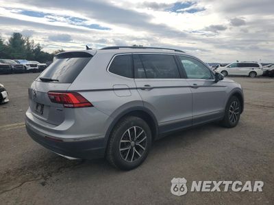 Trzecie zdjęcie samochodu z tyłu: 2021 VOLKSWAGEN TIGUAN SE VIN:3VV2B7AX3MM143455 - miniatura