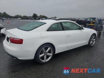 Trzecie zdjęcie samochodu z tyłu: 2009 AUDI A5 QUATTRO VIN:WAUDK78TX9A004175 - miniatura