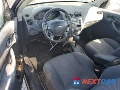 Zdjęcie 8 z 12 samochodu: 2005 FORD FOCUS ZX3 VIN:3FAFP31N45R112699 - miniatura