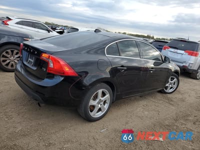 Trzecie zdjęcie samochodu z tyłu: 2012 VOLVO S60 T5 VIN:YV1622FS8C2058207 - miniatura