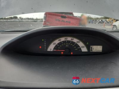 Zdjęcie 9 z 13 samochodu: 2007 TOYOTA YARIS BASE VIN:JTDBT923271065884 - miniatura
