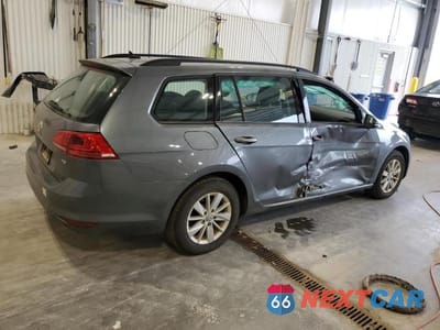 Trzecie zdjęcie samochodu z tyłu: 2017 VOLKSWAGEN GOLF SPORTWAGEN S VIN:3VWC17AU0HM507152 - miniatura