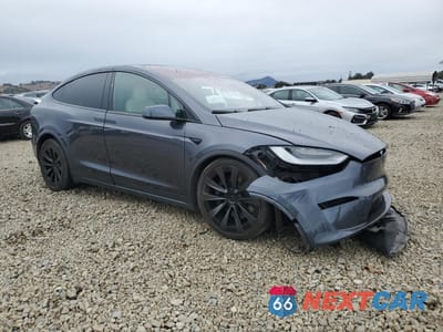 Czwarte zdjęcie samochodu z boku: 2022 TESLA MODEL X VIN:7SAXCBE60NF362243 - miniatura