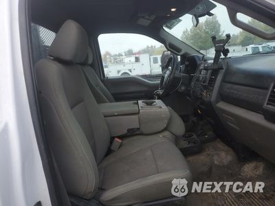 Zdjęcie 10 z 13 samochodu: 2017 FORD F550 SUPER DUTY VIN:1FDUF5HY1HEB79361 - miniatura
