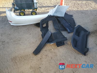 Zdjęcie 12 z 13 samochodu: 2013 LEXUS ES 300H VIN:JTHBW1GG8D2038455 - miniatura