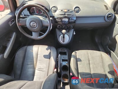 Zdjęcie 8 z 12 samochodu: 2013 MAZDA MAZDA2 VIN:JM1DE1KY1D0170918 - miniatura