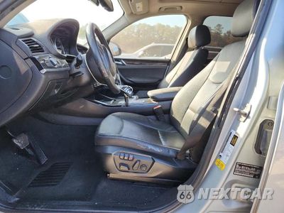Zdjęcie 7 z 12 samochodu: 2017 BMW X3 SDRIVE28I VIN:5UXWZ7C37H0V92408 - miniatura