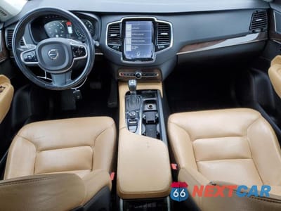 Zdjęcie 8 z 12 samochodu: 2016 VOLVO XC90 T6 VIN:YV4A22PK7G1085700 - miniatura