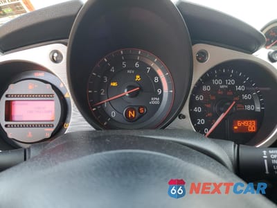 Zdjęcie 9 z 14 samochodu: 2014 NISSAN 370Z BASE VIN:JN1AZ4EH6EM631600 - miniatura