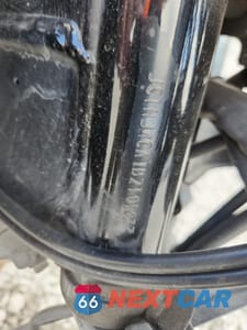 Zdjęcie 9 z 9 samochodu: 2011 SUZUKI TU250 X VIN:JS1NJ4CA1B2101077 - miniatura