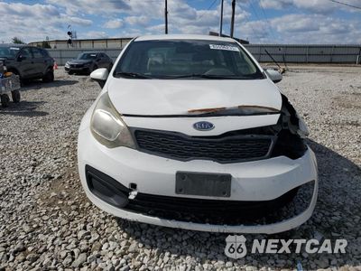 Piąte zdjęcie samochodu w środku: 2013 KIA RIO LX VIN:KNADM4A39D6106744 - miniatura