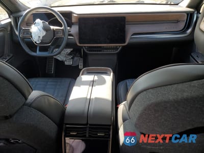 Zdjęcie 8 z 12 samochodu: 2026 RIVIAN R1T PREMIUM VIN:7FCTGAAP5TN042742 - miniatura