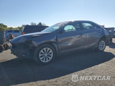2015 TOYOTA CAMRY LE 4T4BF1FK6FR451815 - główne zdjęcie licytacji z USA - miniatura
