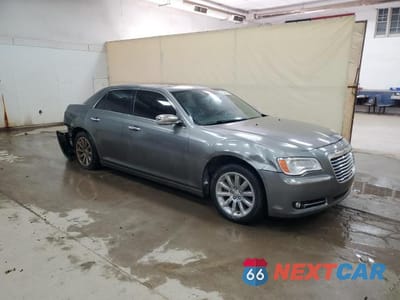 Czwarte zdjęcie samochodu z boku: 2011 CHRYSLER 300 LIMITED VIN:2C3CA5CG6BH522506 - miniatura