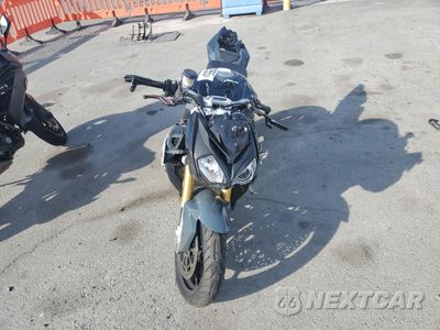 Drugie zdjęcie samochodu z przodu: 2018 BMW S 1000 R VIN:WB10D6208JZ762183 - miniatura