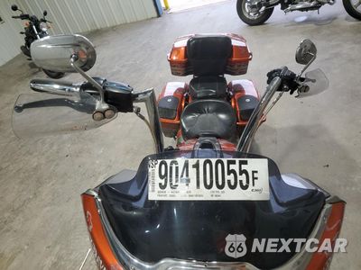Piąte zdjęcie samochodu w środku: 2013 HARLEY-DAVIDSON FLTRXSE CVO ROAD GLIDE CUSTOM VIN:1HD1TC815DB960044 - miniatura