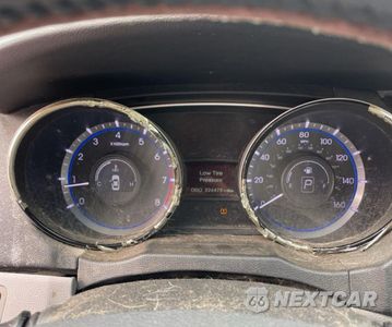 Zdjęcie 8 z 10 samochodu: 2013 HYUNDAI SONATA SE VIN:5NPEC4AC3DH607919 - miniatura