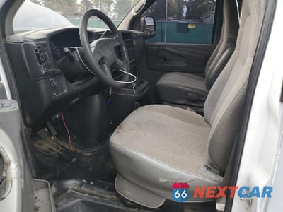 Zdjęcie 7 z 12 samochodu: 2006 CHEVROLET EXPRESS G1500 VIN:1GCFH15T461148697 - miniatura