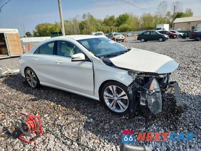 Czwarte zdjęcie samochodu z boku: 2017 MERCEDES-BENZ CLA 250 VIN:WDDSJ4EBXHN421865 - miniatura