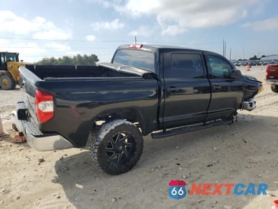 Trzecie zdjęcie samochodu z tyłu: 2016 TOYOTA TUNDRA CREWMAX SR5 VIN:5TFEM5F10GX105310 - miniatura