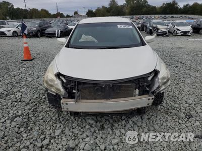 Piąte zdjęcie samochodu w środku: 2015 NISSAN ALTIMA 2.5 VIN:1N4AL3AP0FN347760 - miniatura
