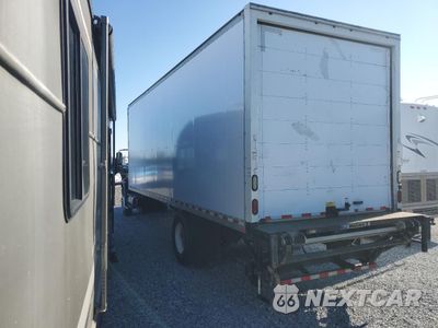 Trzecie zdjęcie samochodu z tyłu: 2018 INTERNATIONAL 4000 4300 - BOX TRUCK VIN:1HTMMMML7JH532806 - miniatura