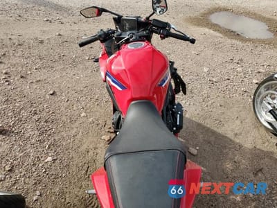 Zdjęcie 6 z 10 samochodu: 2024 HONDA CBR650 R VIN:MLHRH1551R5001441 - miniatura