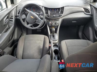 Zdjęcie 8 z 12 samochodu: 2020 CHEVROLET TRAX LS VIN:KL7CJKSB1LB329610 - miniatura