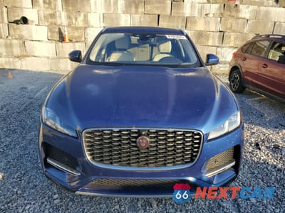Piąte zdjęcie samochodu w środku: 2021 JAGUAR F-PACE S VIN:SADCJ2EX2MA665238 - miniatura