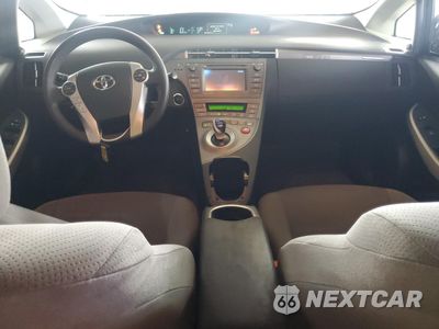 Zdjęcie 8 z 13 samochodu: 2014 TOYOTA PRIUS PLUG-IN VIN:JTDKN3DP7E3054095 - miniatura