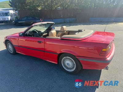 Trzecie zdjęcie samochodu z tyłu: 1994 BMW 325 IC VIN:WBABJ5325RJC79453 - miniatura