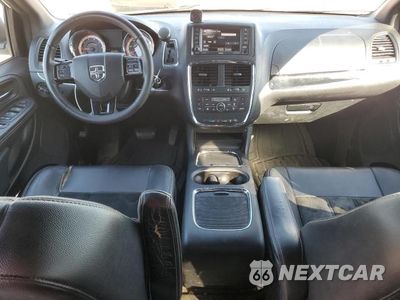 Zdjęcie 8 z 12 samochodu: 2016 DODGE GRAND CARAVAN SXT VIN:2C4RDGCGXGR336090 - miniatura