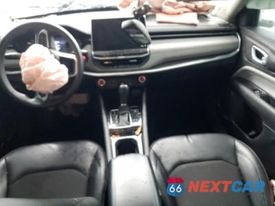 Zdjęcie 8 z 12 samochodu: 2022 JEEP COMPASS LATITUDE VIN:3C4NJCBB8NT182513 - miniatura