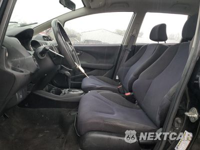 Zdjęcie 7 z 12 samochodu: 2013 HONDA FIT SPORT VIN:JHMGE8H51DC060600 - miniatura