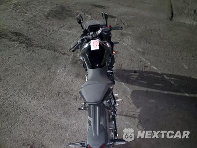 Zdjęcie 6 z 8 samochodu: 2025 SUZUKI GSX800 F VIN:JS1EM13BXS7100334 - miniatura