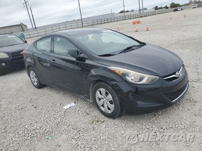 Czwarte zdjęcie samochodu z boku: 2016 HYUNDAI ELANTRA SE VIN:5NPDH4AE5GH718068 - miniatura