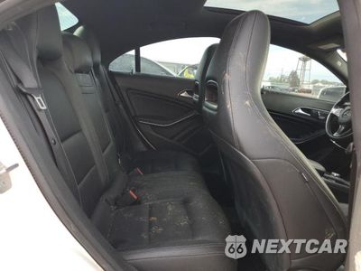 Zdjęcie 10 z 12 samochodu: 2019 MERCEDES-BENZ CLA 250 VIN:WDDSJ4EB6KN739005 - miniatura