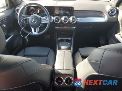 Zdjęcie 8 z 14 samochodu: 2023 MERCEDES-BENZ EQB 300 4MATIC VIN:W1N9M0KB9PN068331 - miniatura