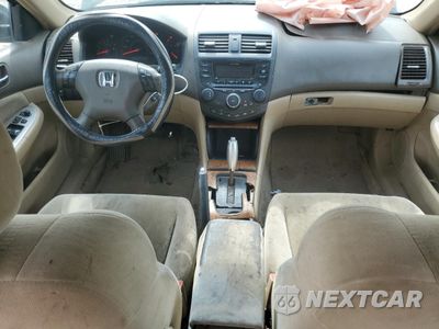 Zdjęcie 8 z 13 samochodu: 2004 HONDA ACCORD EX VIN:1HGCM56654A079712 - miniatura