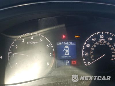 Zdjęcie 9 z 12 samochodu: 2011 HYUNDAI GENESIS 3.8L VIN:KMHGC4DEXBU142401 - miniatura