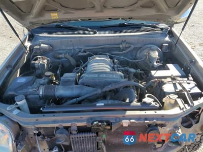 Zdjęcie 11 z 13 samochodu: 2003 TOYOTA TUNDRA ACCESS CAB SR5 VIN:5TBBT44113S437946 - miniatura
